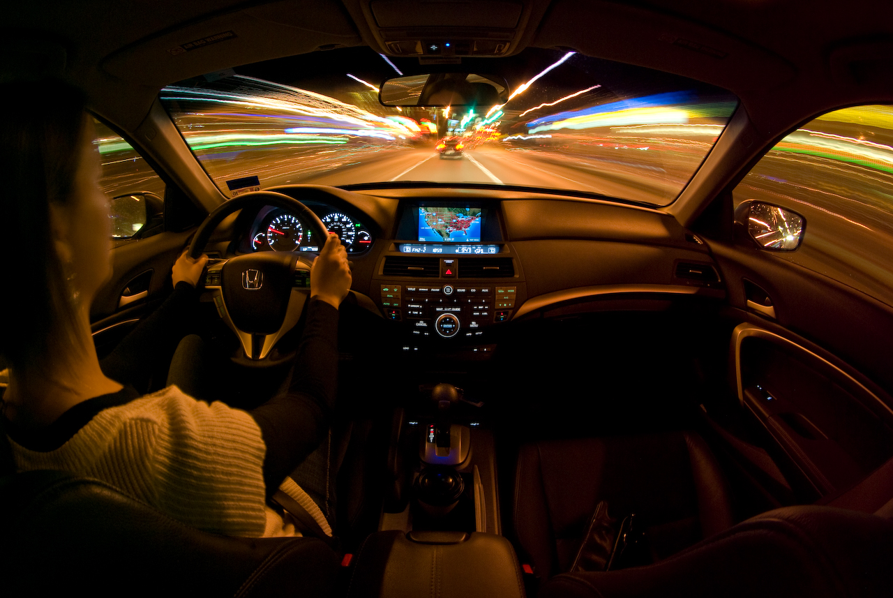 Kinh nghiệm lái xe đường dài ban đêm
